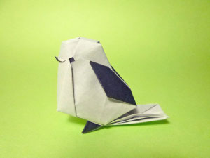 折り紙作品：シマエナガ
