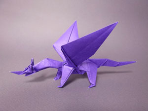 トライホーン・ドラゴンの折り紙